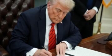 trump signs executive order banning transgender athletes from women's sports