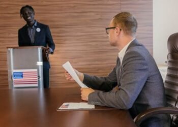 Lewis Entz Colorado State Senator 2001-04-04 to 2007-01-10