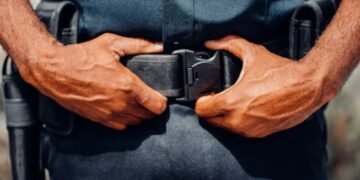 Belt Buckle with Hidden Knife