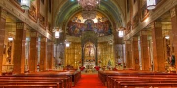 Differences Between Catholic and Christian