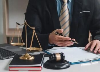 Who Pays Probate Attorney Fees in New York