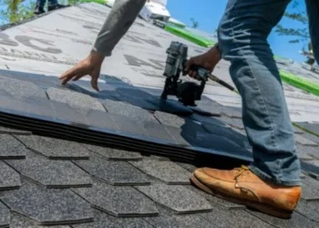 Choosing-Reliable-Roofing-Services-in-Lebanon-Tennessee-for-2026-750x375
