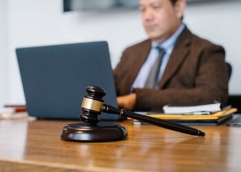 Cary Lubetsky: Miami's Top Litigation Attorney & Mediator